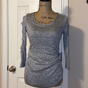 SALE‼️3/$15 Gray maternity top